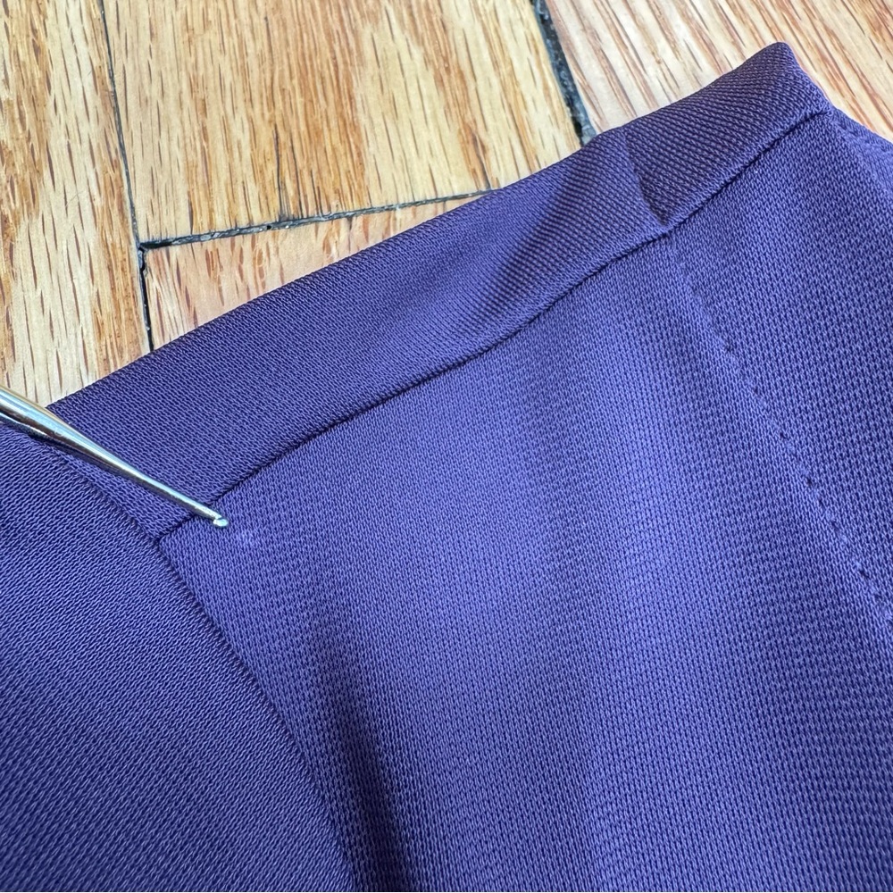 Ann Taylor Long Sleeve V-Neck Wrap Dress Eggplant/Purple Size 6 NWT - Picture 9 of 10